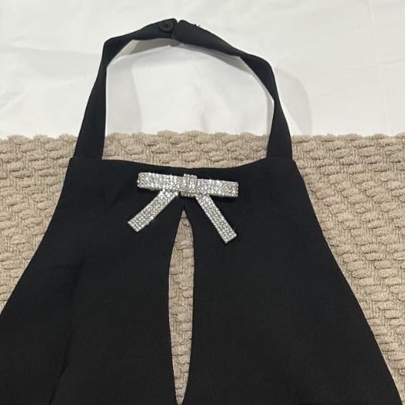 NWOT Black Halter Top Rhinestone Bow Detail Keyhole Going Out Top Size [S/M/L] - Picture 7 of 9